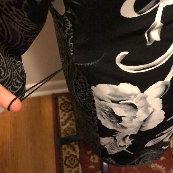 Small dress, White House Black Market* - Picture 4 of 7